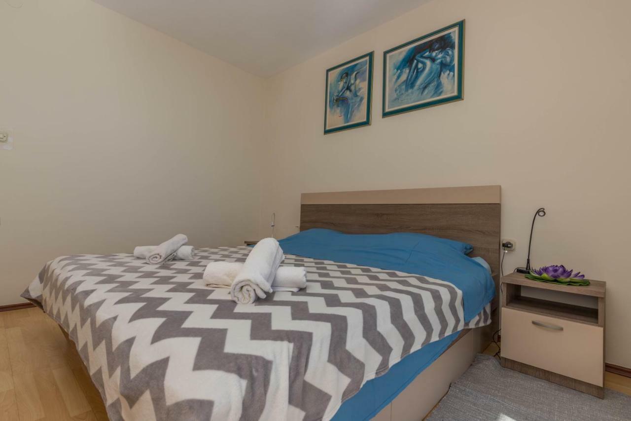 Apartman Zlatica Dramalj Exterior foto