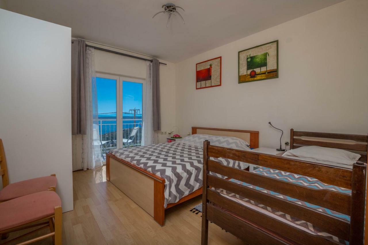 Apartman Zlatica Dramalj Exterior foto